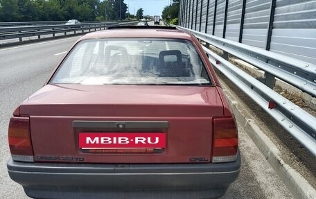 Opel Omega A, 1987 год, 99 000 рублей, 7 фотография
