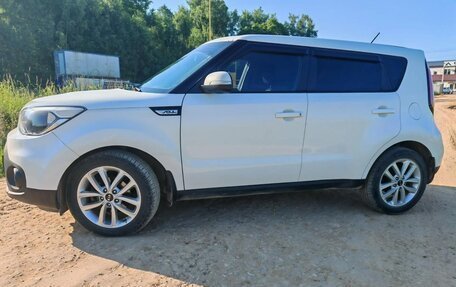 KIA Soul II рестайлинг, 2018 год, 1 560 000 рублей, 4 фотография