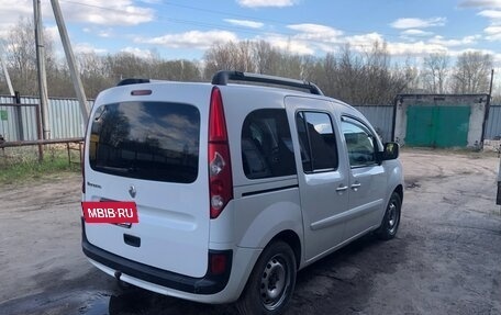 Renault Kangoo II рестайлинг, 2011 год, 750 000 рублей, 5 фотография