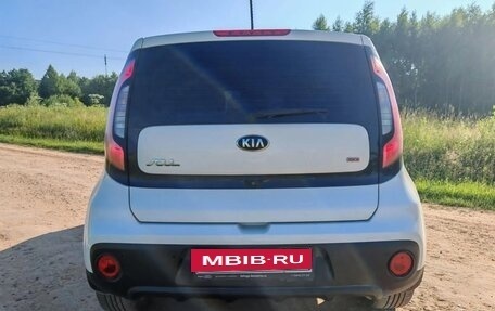 KIA Soul II рестайлинг, 2018 год, 1 560 000 рублей, 6 фотография