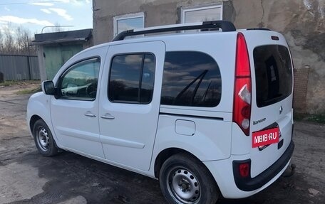 Renault Kangoo II рестайлинг, 2011 год, 750 000 рублей, 4 фотография