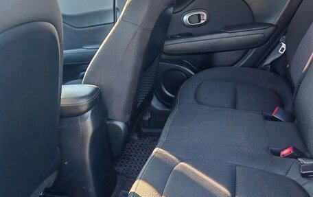 KIA Soul II рестайлинг, 2018 год, 1 560 000 рублей, 10 фотография
