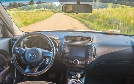 KIA Soul II рестайлинг, 2018 год, 1 560 000 рублей, 14 фотография