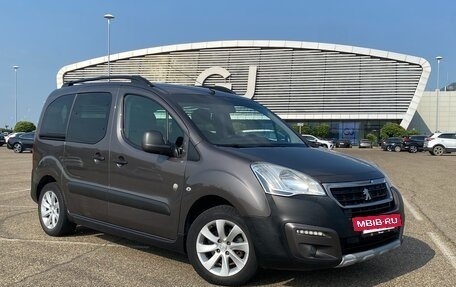 Peugeot Partner II рестайлинг 2, 2015 год, 1 130 000 рублей, 3 фотография