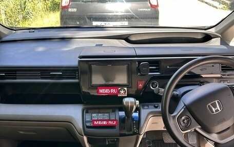 Honda Stepwgn IV, 2017 год, 1 450 000 рублей, 4 фотография