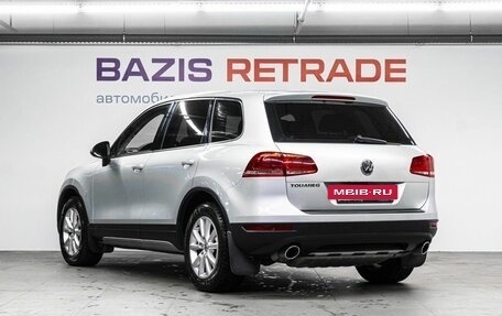 Volkswagen Touareg III, 2012 год, 2 100 000 рублей, 8 фотография