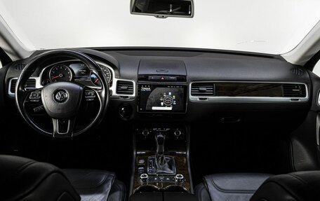 Volkswagen Touareg III, 2012 год, 2 100 000 рублей, 19 фотография