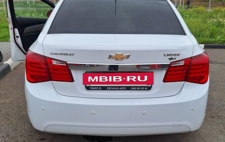 Chevrolet Cruze II, 2011 год, 600 000 рублей, 2 фотография