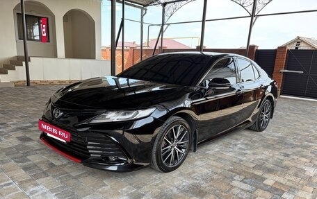 Toyota Camry, 2021 год, 2 790 000 рублей, 2 фотография