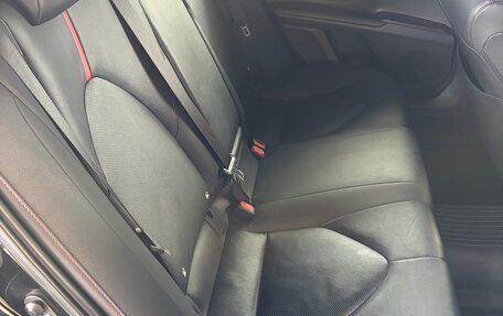 Toyota Camry, 2021 год, 2 790 000 рублей, 14 фотография