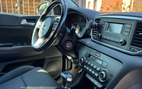 KIA Sportage IV рестайлинг, 2020 год, 2 010 000 рублей, 10 фотография