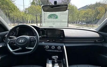 Hyundai Elantra, 2023 год, 1 439 000 рублей, 7 фотография