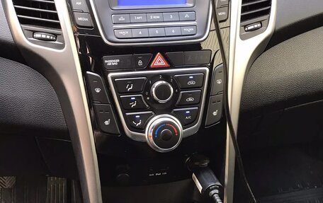 Hyundai i30 II рестайлинг, 2013 год, 1 200 000 рублей, 7 фотография