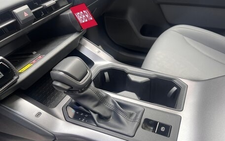 Toyota RAV4, 2026 год, 3 995 000 рублей, 14 фотография