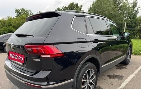 Volkswagen Tiguan II, 2020 год, 2 690 000 рублей, 6 фотография