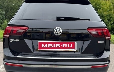 Volkswagen Tiguan II, 2020 год, 2 690 000 рублей, 3 фотография