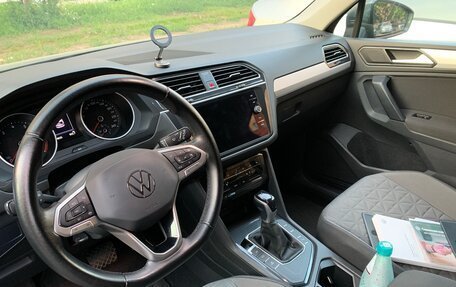 Volkswagen Tiguan II, 2021 год, 2 450 000 рублей, 7 фотография