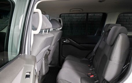 Nissan Pathfinder, 2007 год, 800 000 рублей, 11 фотография