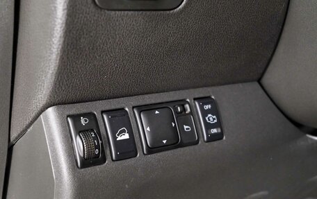 Nissan Pathfinder, 2007 год, 800 000 рублей, 18 фотография