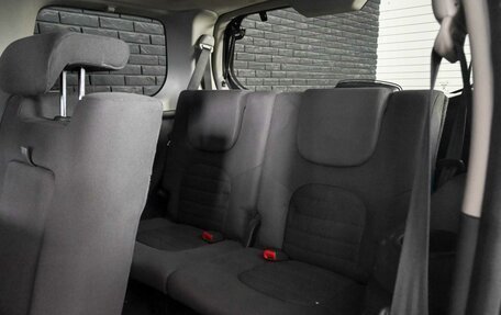 Nissan Pathfinder, 2007 год, 800 000 рублей, 13 фотография