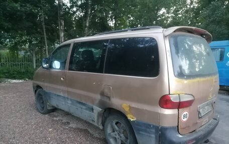 Hyundai Starex I рестайлинг, 2002 год, 215 000 рублей, 4 фотография