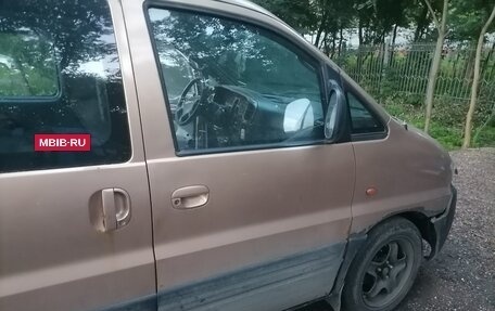 Hyundai Starex I рестайлинг, 2002 год, 215 000 рублей, 10 фотография
