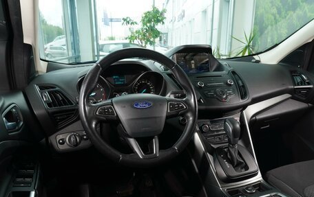 Ford Kuga III, 2017 год, 1 598 000 рублей, 6 фотография
