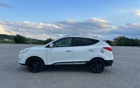 Hyundai Tucson III, 2012 год, 970 000 рублей, 6 фотография