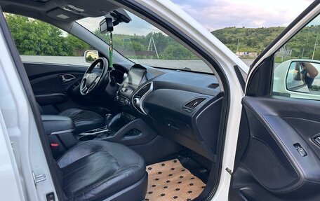 Hyundai Tucson III, 2012 год, 970 000 рублей, 12 фотография