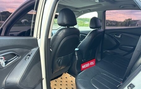 Hyundai Tucson III, 2012 год, 970 000 рублей, 11 фотография