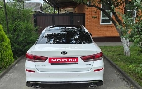 KIA Optima IV, 2018 год, 2 000 000 рублей, 6 фотография