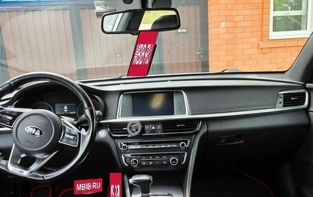 KIA Optima IV, 2018 год, 2 000 000 рублей, 3 фотография