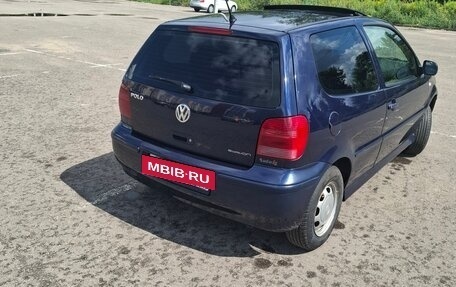 Volkswagen Polo III рестайлинг, 2001 год, 250 000 рублей, 2 фотография