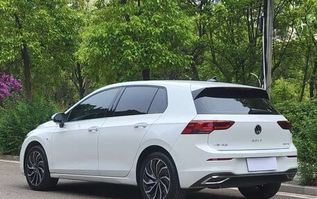 Volkswagen Golf VIII, 2023 год, 1 800 444 рублей, 6 фотография