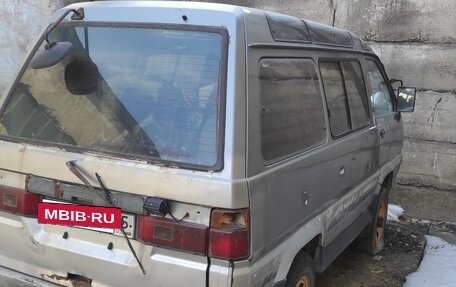Toyota Lite Ace IV, 1993 год, 70 000 рублей, 2 фотография