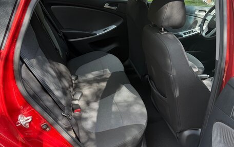 Hyundai Solaris II рестайлинг, 2011 год, 1 300 000 рублей, 11 фотография