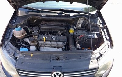 Volkswagen Polo VI (EU Market), 2014 год, 700 000 рублей, 1 фотография