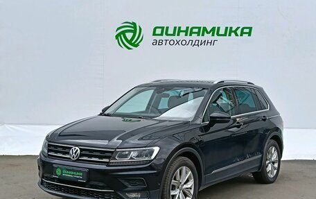 Volkswagen Tiguan II, 2018 год, 1 895 000 рублей, 1 фотография