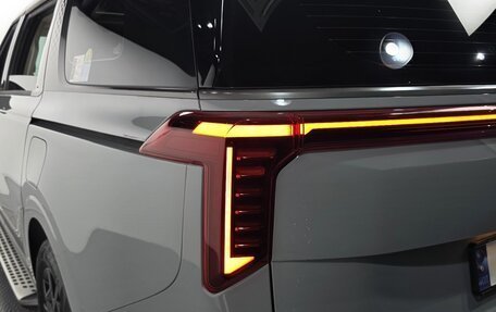 KIA Carnival, 2024 год, 4 897 500 рублей, 8 фотография