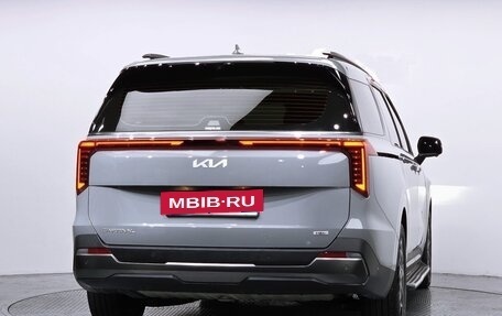 KIA Carnival, 2024 год, 4 897 500 рублей, 7 фотография