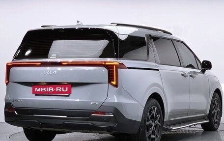 KIA Carnival, 2024 год, 4 897 500 рублей, 3 фотография
