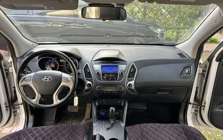 Hyundai ix35 I рестайлинг, 2013 год, 1 300 000 рублей, 6 фотография