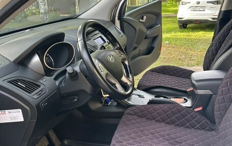 Hyundai ix35 I рестайлинг, 2013 год, 1 300 000 рублей, 9 фотография