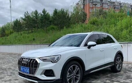 Audi Q3, 2021 год, 1 990 000 рублей, 2 фотография