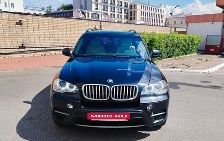 BMW X5, 2011 год, 2 100 000 рублей, 2 фотография