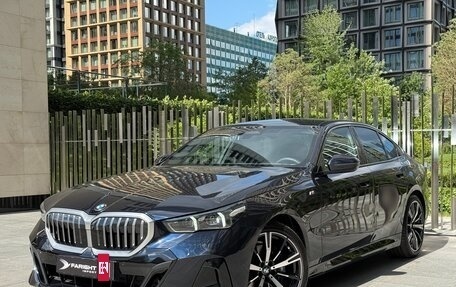 BMW 5 серия, 2025 год, 7 950 000 рублей, 3 фотография