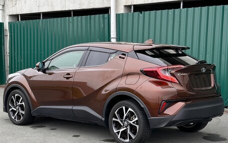 Toyota C-HR I рестайлинг, 2018 год, 1 980 000 рублей, 3 фотография
