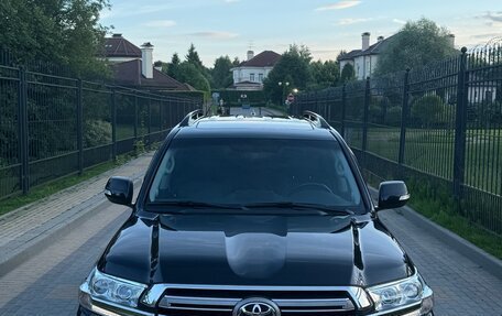 Toyota Land Cruiser 200, 2015 год, 5 495 000 рублей, 7 фотография