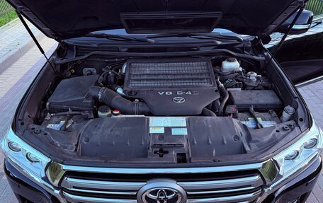 Toyota Land Cruiser 200, 2015 год, 5 495 000 рублей, 14 фотография