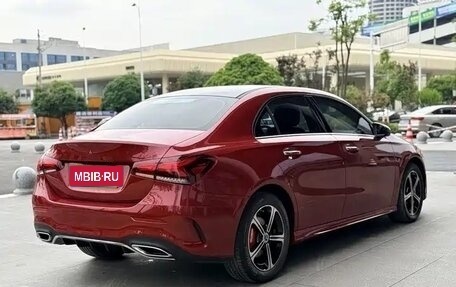 Mercedes-Benz A-Класс, 2022 год, 2 100 000 рублей, 6 фотография
